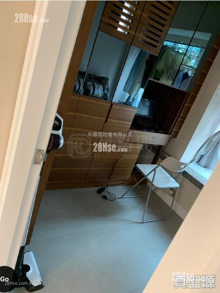 花都广场 租盘 2 房 , 1 浴室 370 平方尺