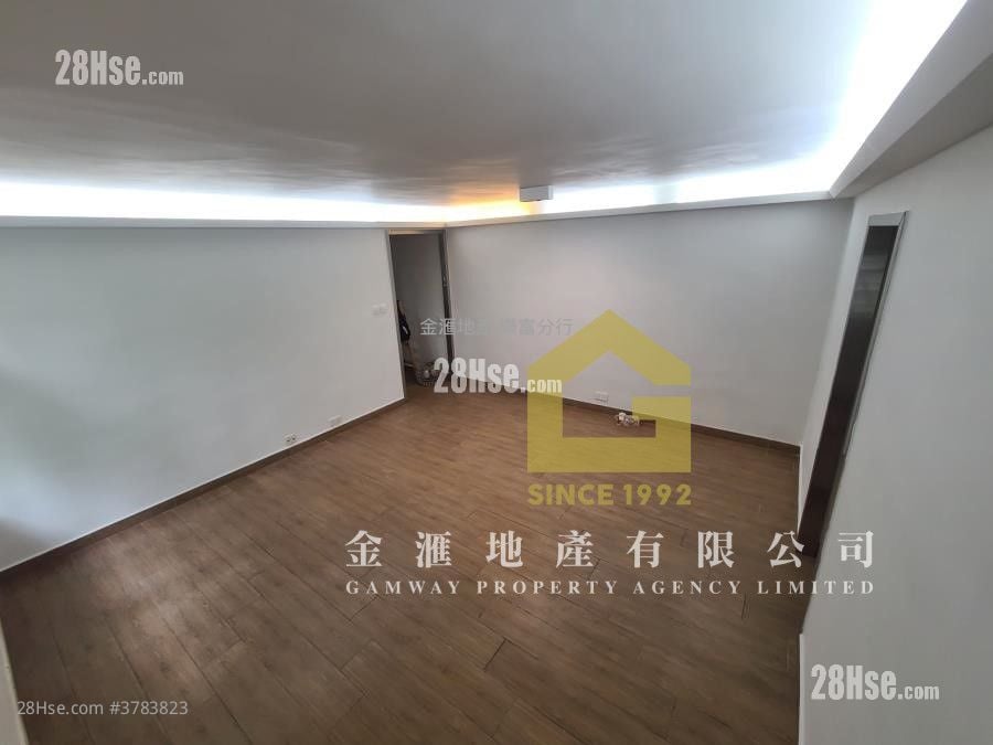 King Lai Court Sell 2 Bedrooms , 1 Bathroom 554 ft²