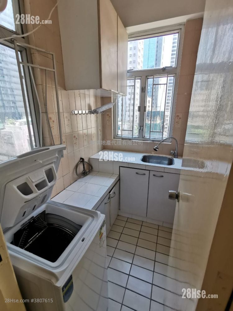 Tak Lee Building Rental 1 Bedroom , 1 Bathroom 201 ft²