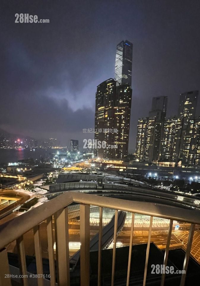 Grand Austin 租盤 3 房 , 2 浴室 900 平方呎