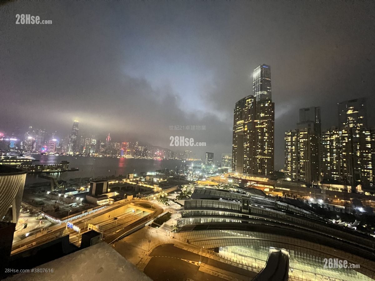 Grand Austin 租盤 3 房 , 2 浴室 900 平方呎