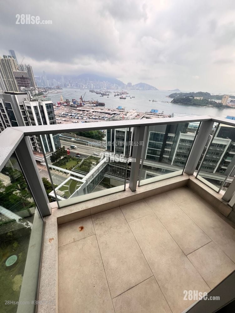 Cullinan West Sell 4 Bedrooms 1,221 ft²