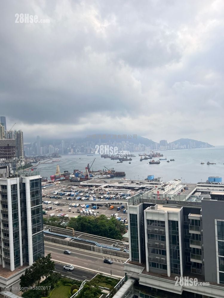 Cullinan West Sell 4 Bedrooms 1,221 ft²