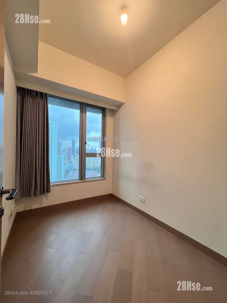 Cullinan West Sell 4 Bedrooms 1,221 ft²