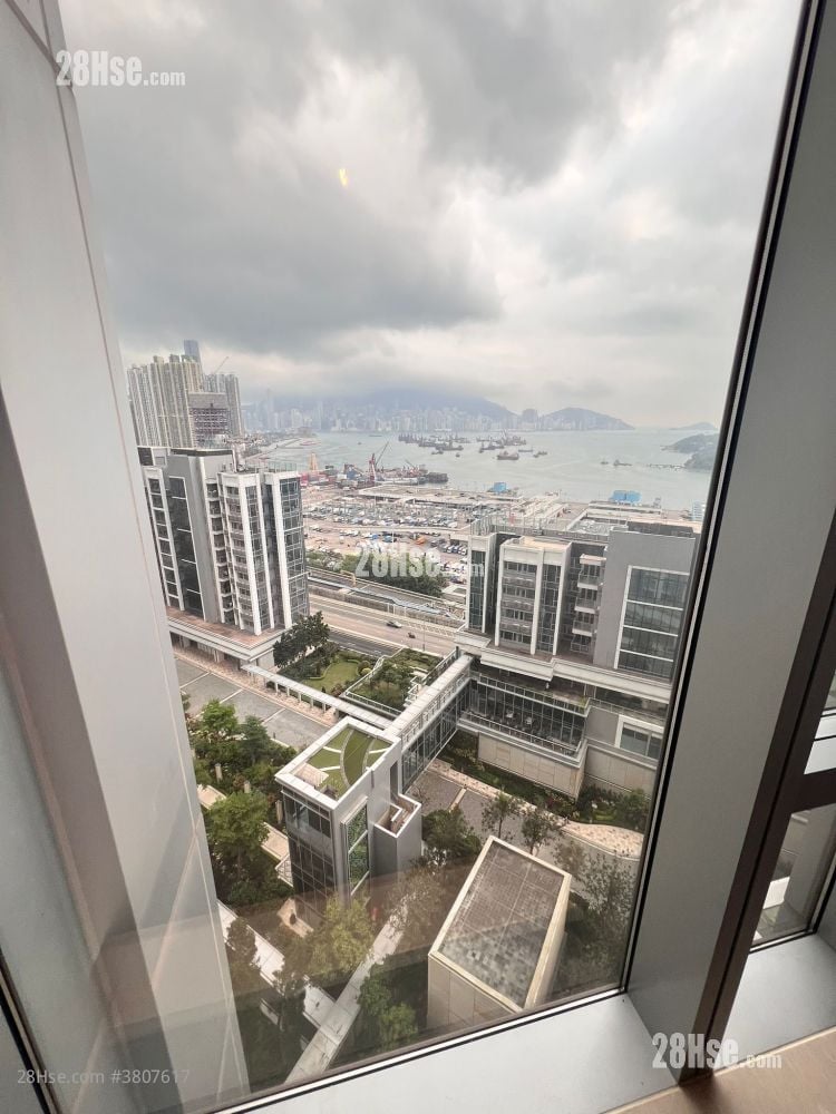 Cullinan West Sell 4 Bedrooms 1,221 ft²