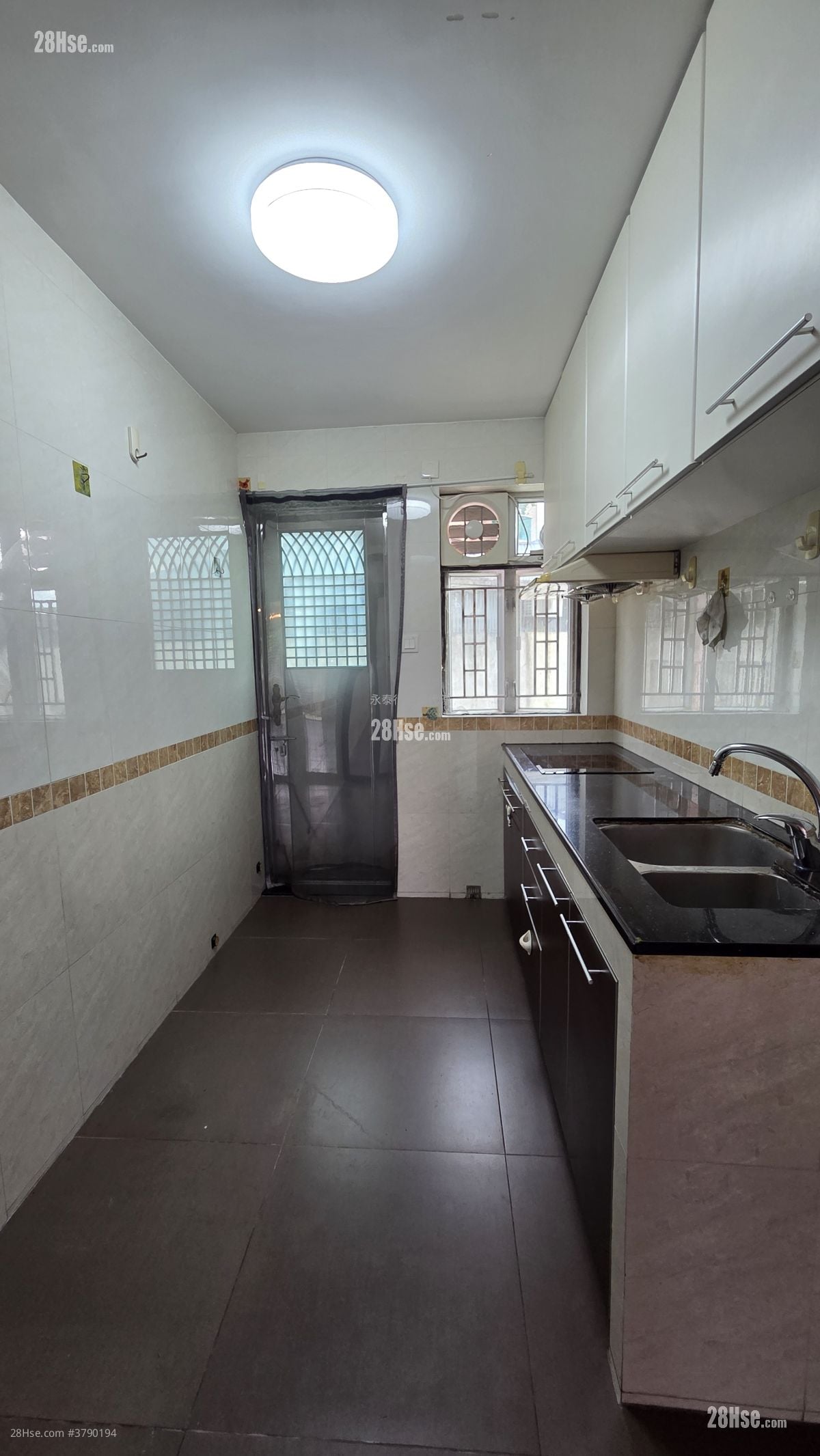 Village Rental 2 Bedrooms , 1 Bathroom 660 ft²