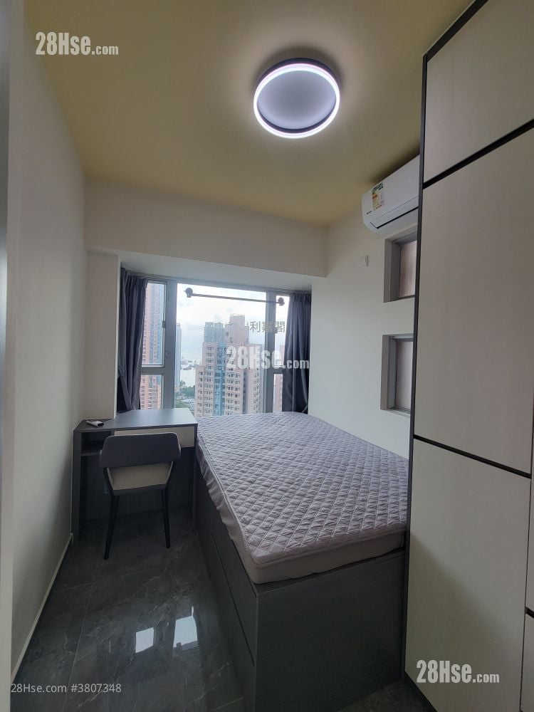 Metro Harbour View Rental 2 Bedrooms , 1 Bathroom 371 ft²