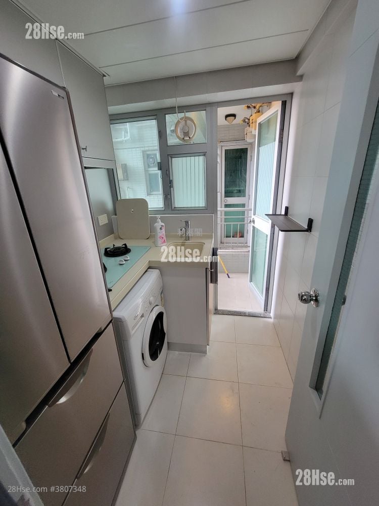 Metro Harbour View Rental 2 Bedrooms , 1 Bathroom 371 ft²