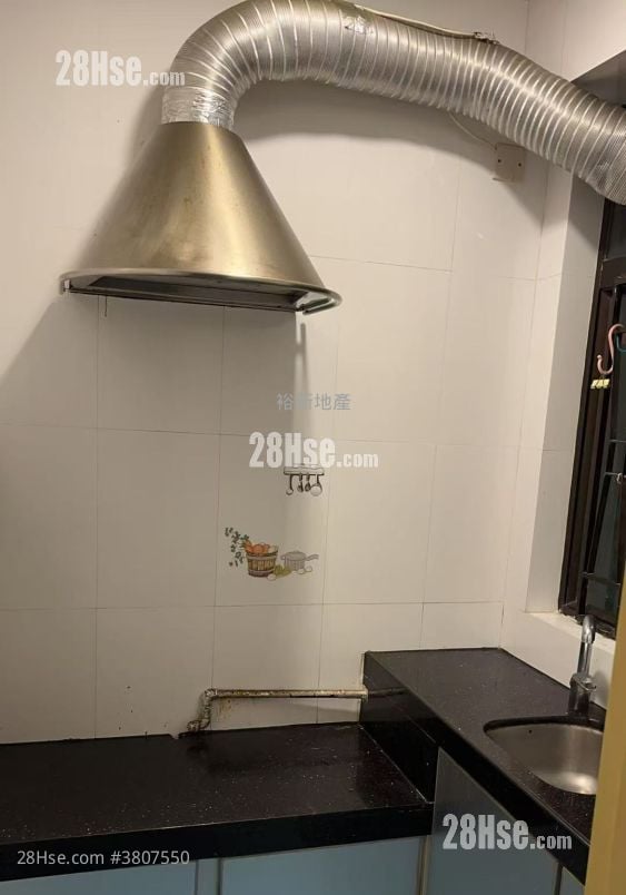 葵华大厦 租盘 2 房 , 1 浴室 410 平方尺