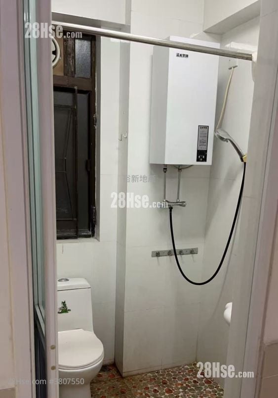 葵华大厦 租盘 2 房 , 1 浴室 410 平方尺