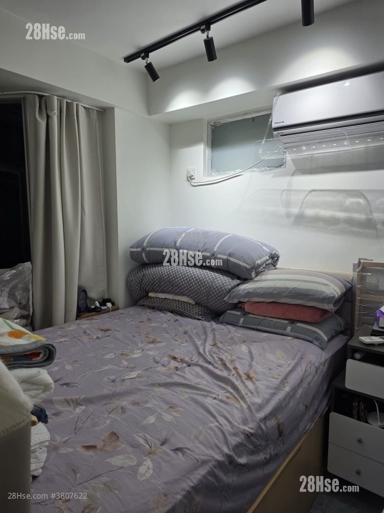 Cascades Sell 2 Bedrooms , 1 Bathroom 475 ft²