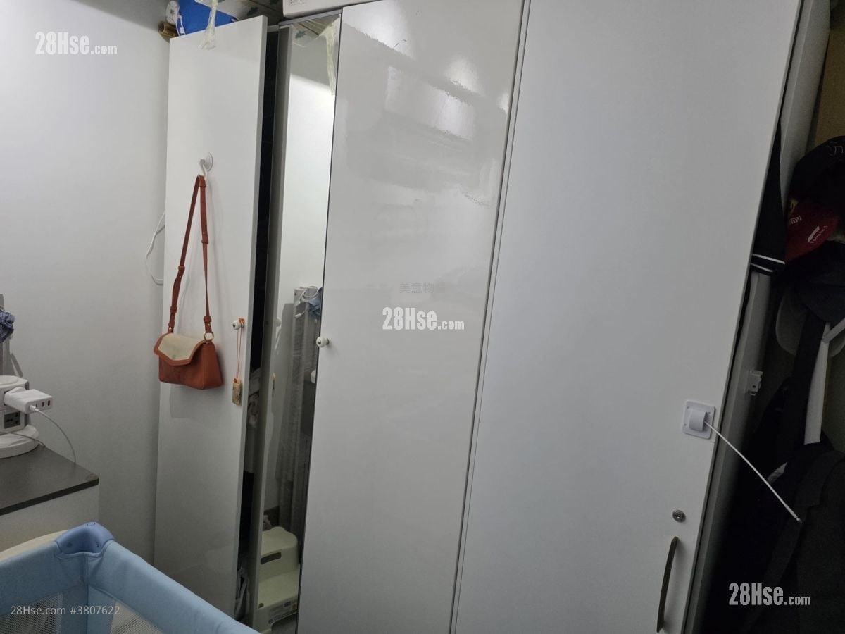 Cascades Sell 2 Bedrooms , 1 Bathroom 475 ft²