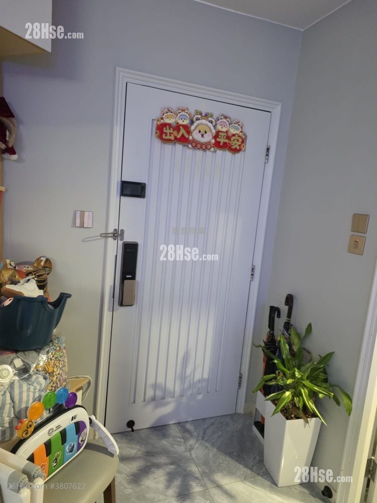 Cascades Sell 2 Bedrooms , 1 Bathroom 475 ft²