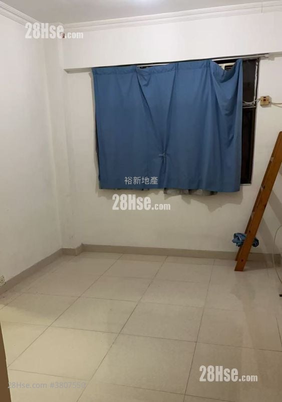 葵华大厦 租盘 2 房 , 1 浴室 410 平方尺