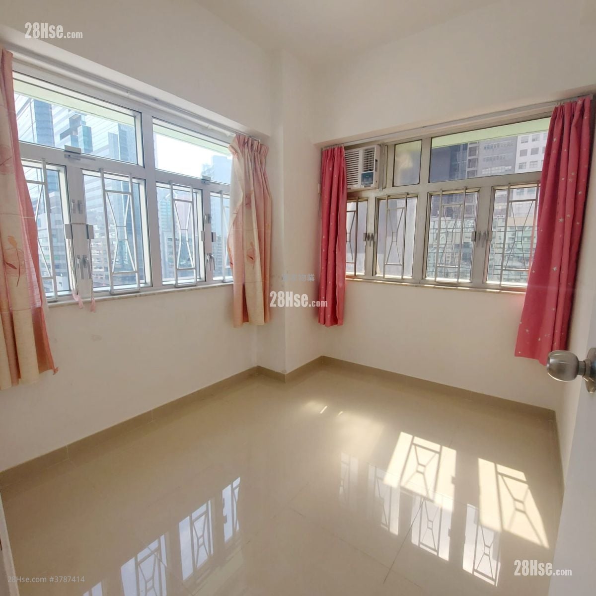 Morning Light Building Rental 2 Bedrooms , 1 Bathroom 338 ft²