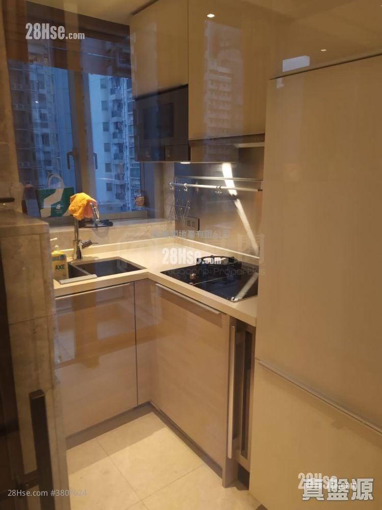 Imperial Kennedy Sell 1 Bedroom 388 ft²