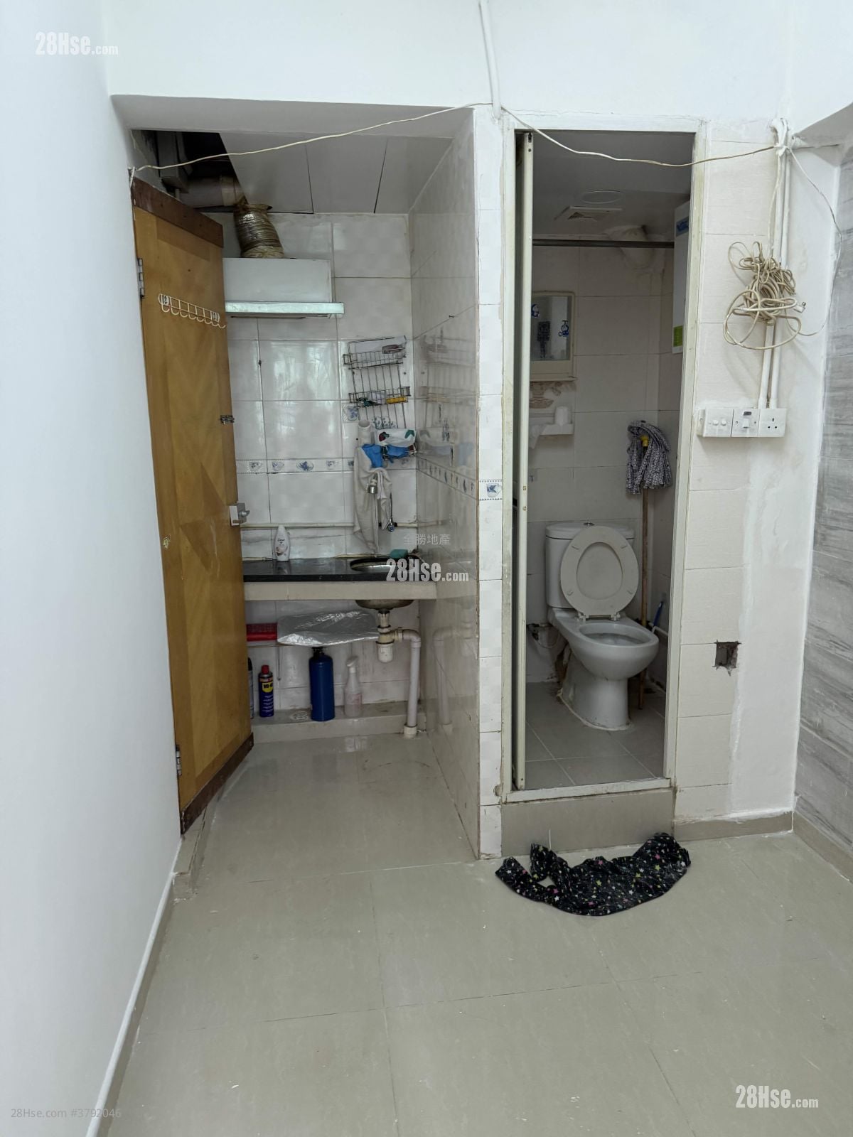 Chinese Mansion Rental 1 Bedroom , 1 Bathroom 180 ft²