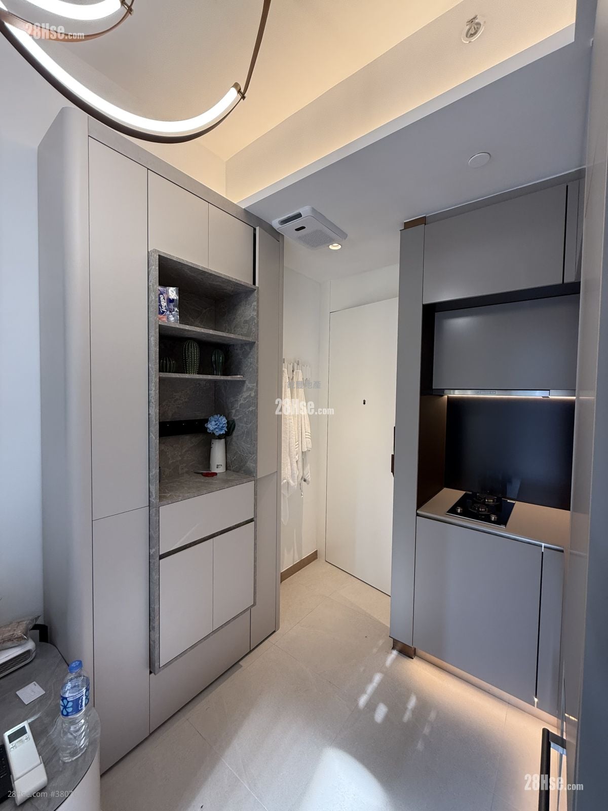 Baker Circle Greenwich Sell 264 ft²