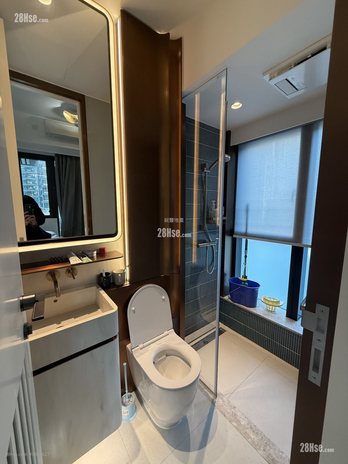 Baker Circle Greenwich Sell 264 ft²