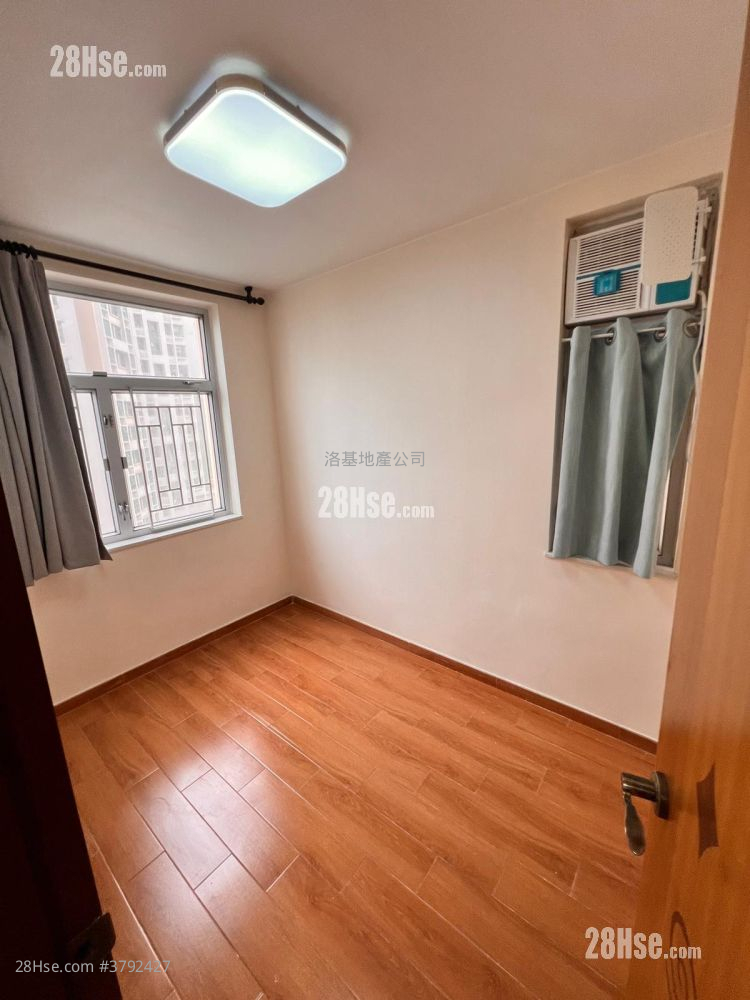 Amoy Gardens Rental 2 Bedrooms , 1 Bathroom 375 ft²
