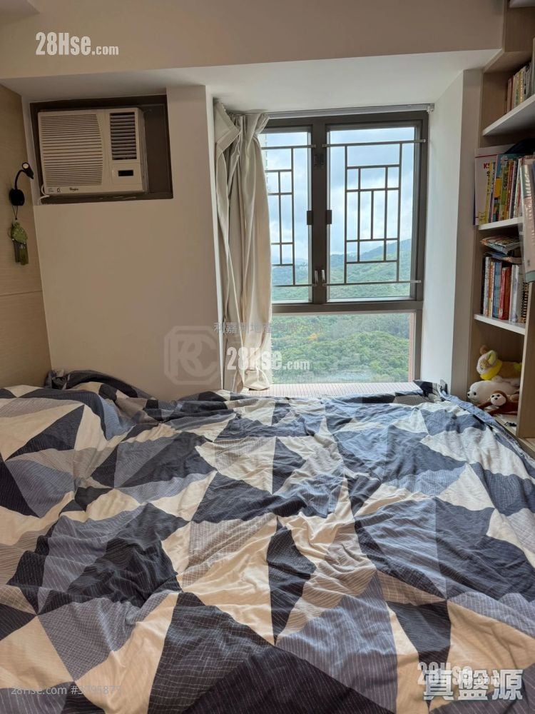 The Grandiose Rental 3 Bedrooms , 2 Bathrooms 671 ft²