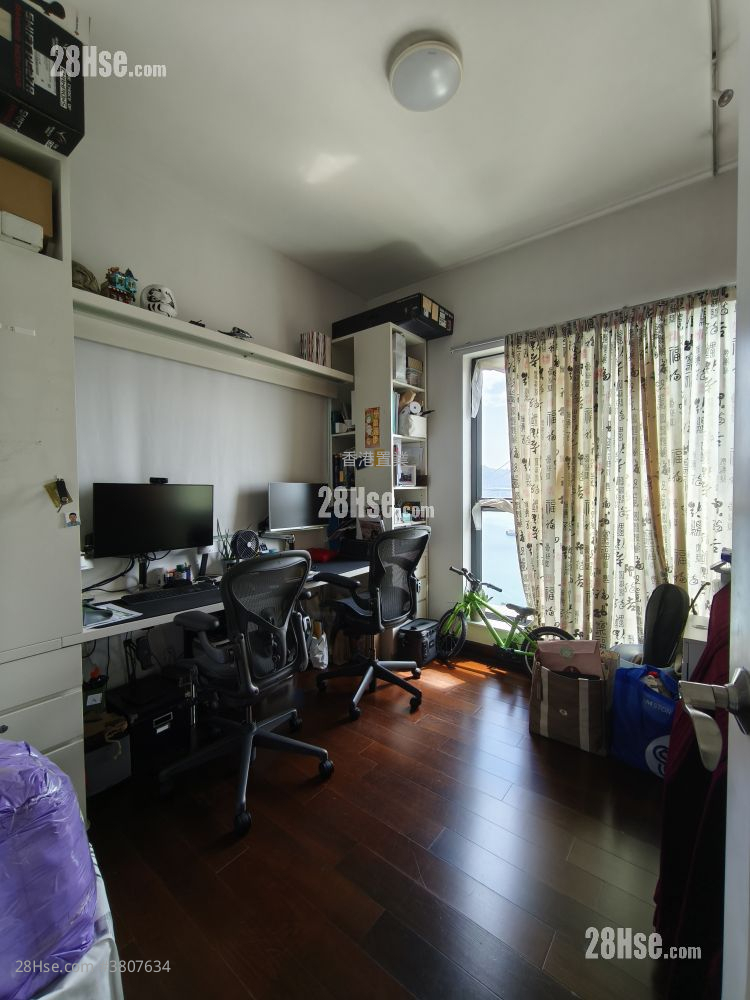 睡房 2: 珀丽湾 售盘 4 房 , 3 浴室 1,129 平方尺