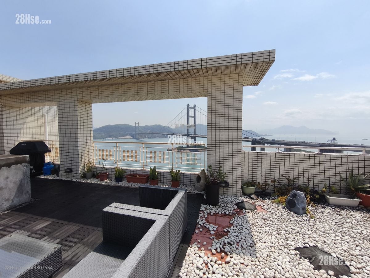 天台: 珀丽湾 售盘 4 房 , 3 浴室 1,129 平方尺