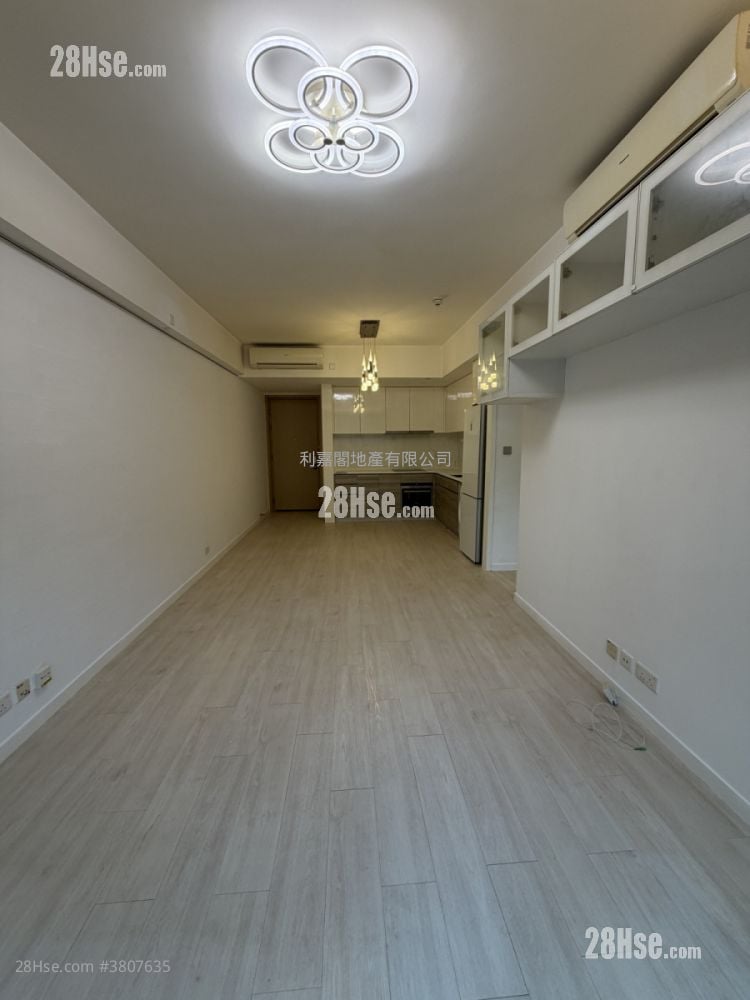 Dragons Range Sell 2 Bedrooms , 1 Bathroom 654 ft²