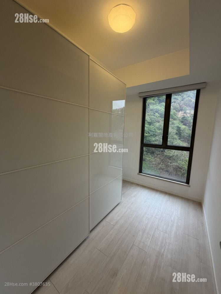 Dragons Range Sell 2 Bedrooms , 1 Bathroom 654 ft²