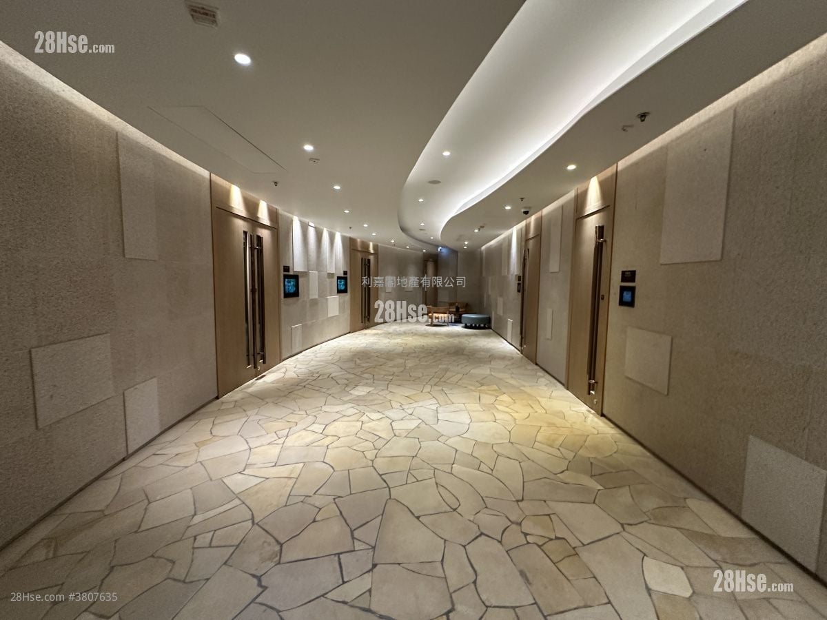 Dragons Range Sell 2 Bedrooms , 1 Bathroom 654 ft²