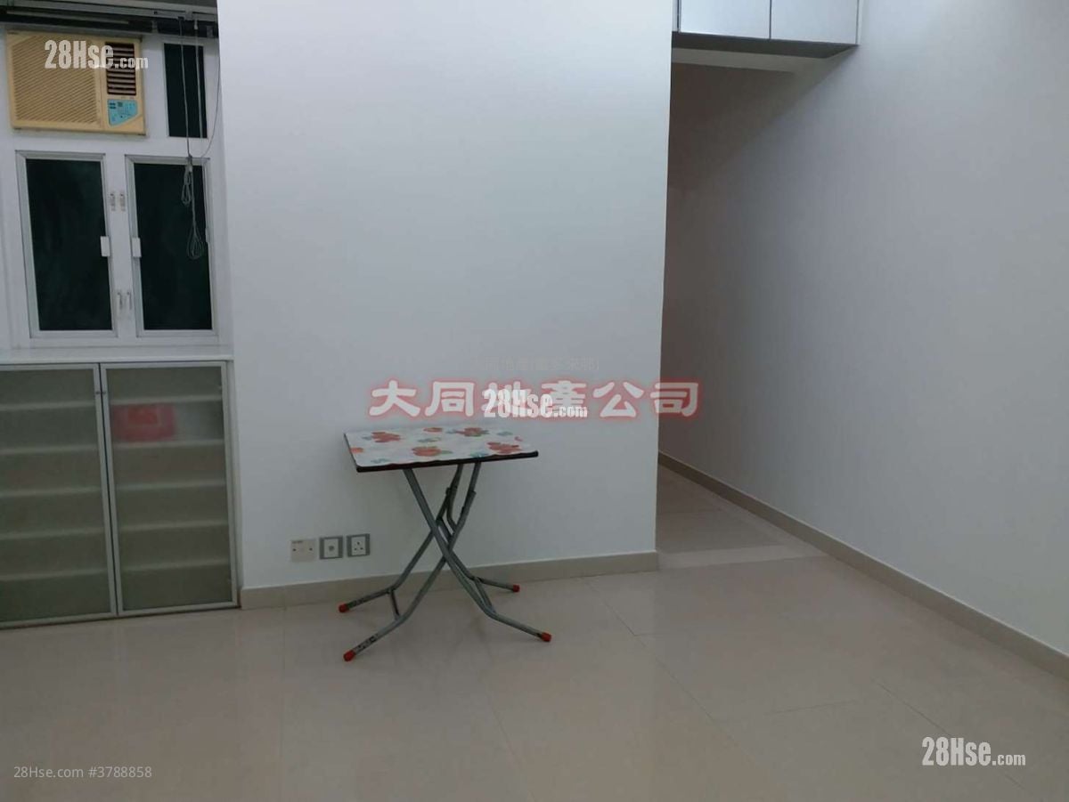 Chung Mei Building Rental 3 Bedrooms 401 ft²