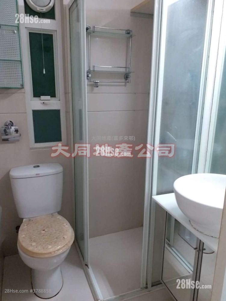 Chung Mei Building Rental 3 Bedrooms 401 ft²