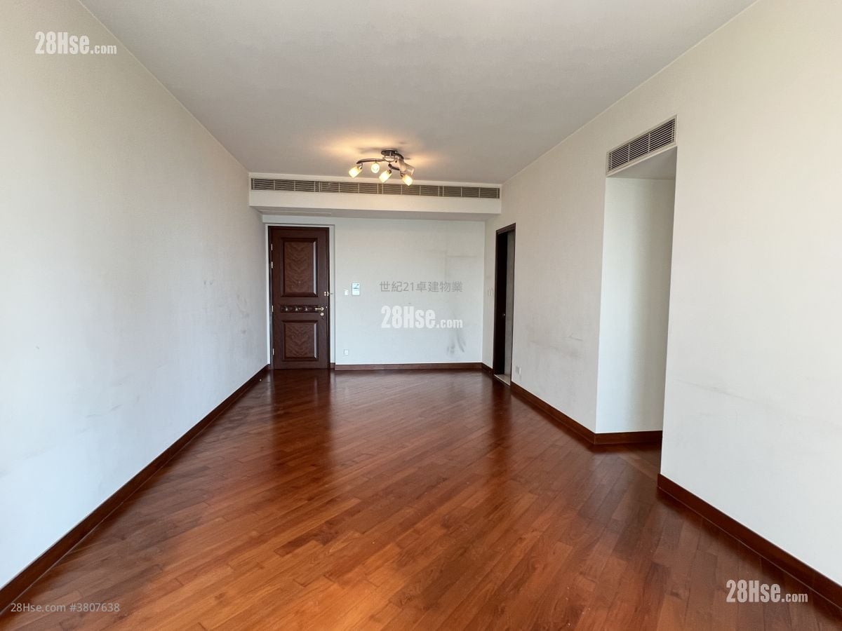 The Coronation Rental 3 Bedrooms , 2 Bathrooms 954 ft²