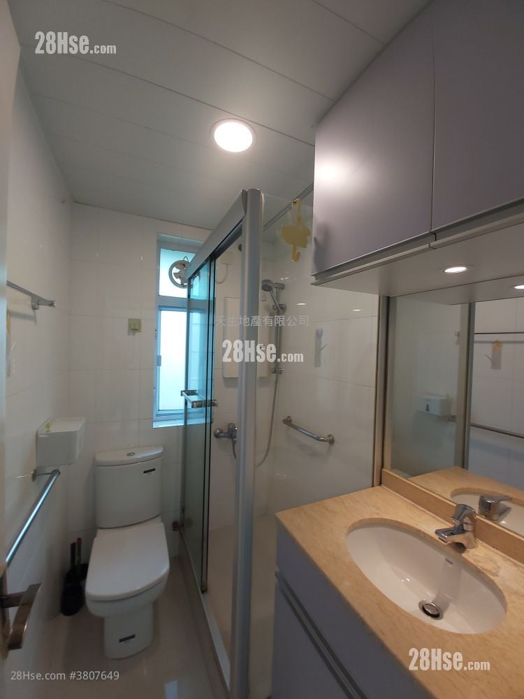 China Tower Rental 2 Bedrooms , 1 Bathroom 513 ft²