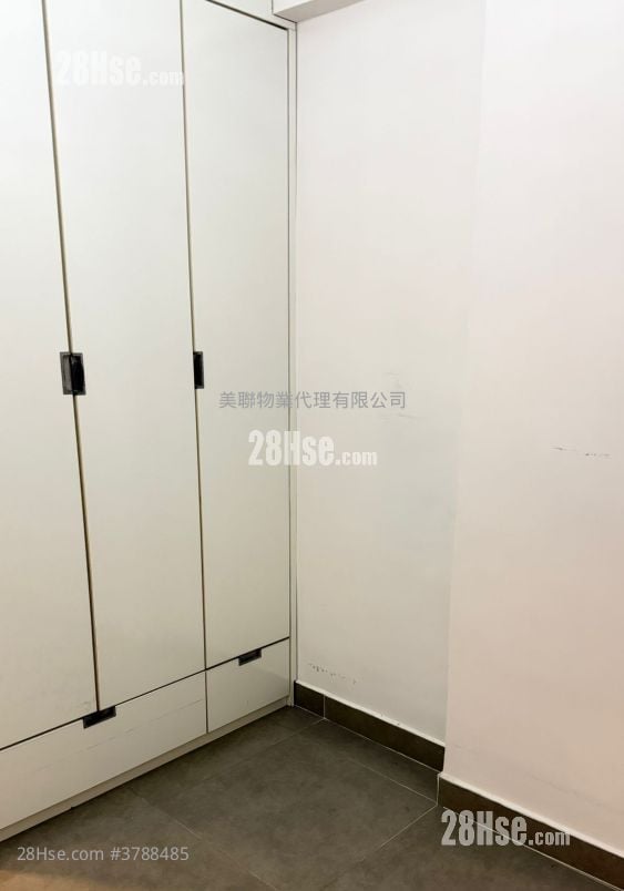 Tsing Yi Garden Rental 2 Bedrooms , 1 Bathroom 343 ft²