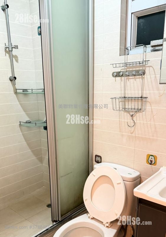 Tsing Yi Garden Rental 2 Bedrooms , 1 Bathroom 343 ft²