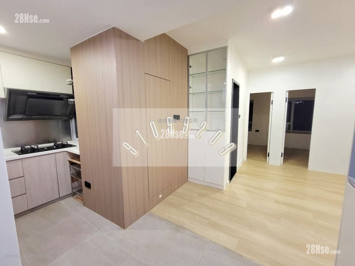 Tai Po Centre Rental 2 Bedrooms , 1 Bathroom 451 ft²