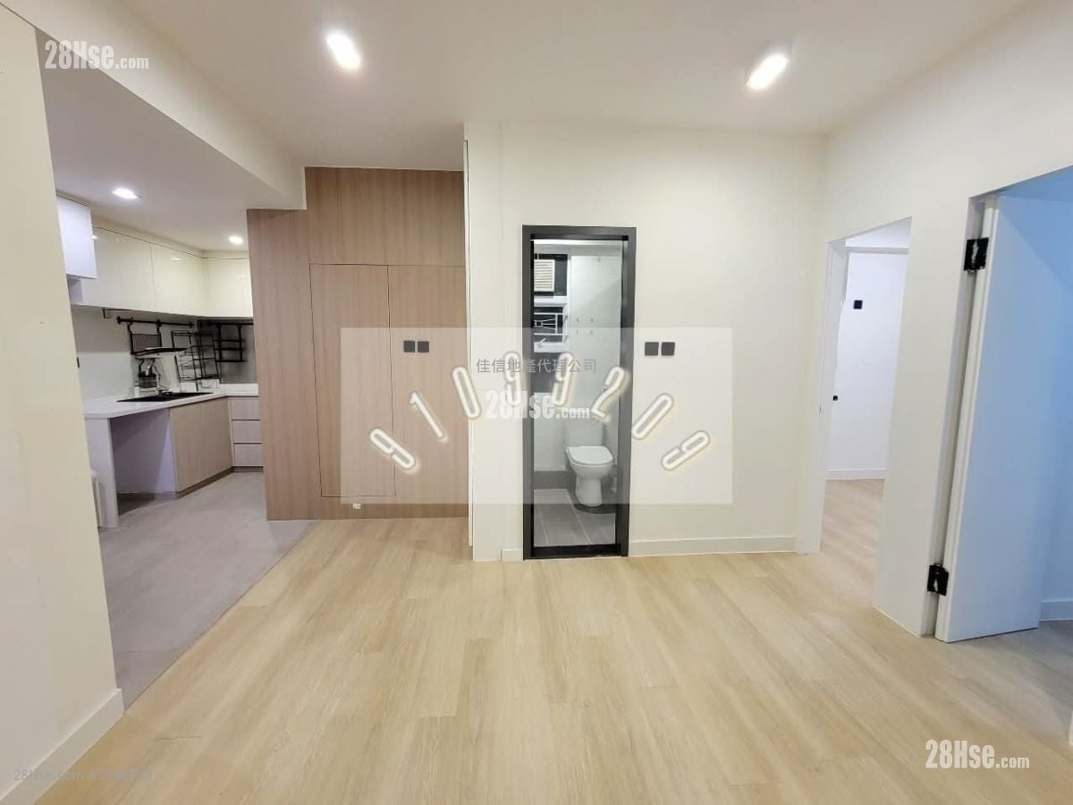 Tai Po Centre Rental 2 Bedrooms , 1 Bathroom 451 ft²