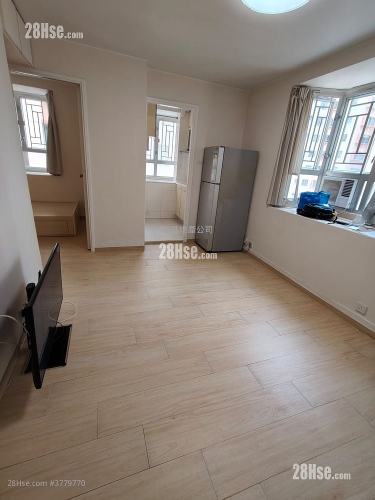 Amoy Gardens Rental 2 Bedrooms , 1 Bathroom 322 ft²