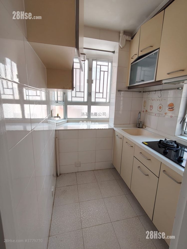 Amoy Gardens Rental 2 Bedrooms , 1 Bathroom 322 ft²