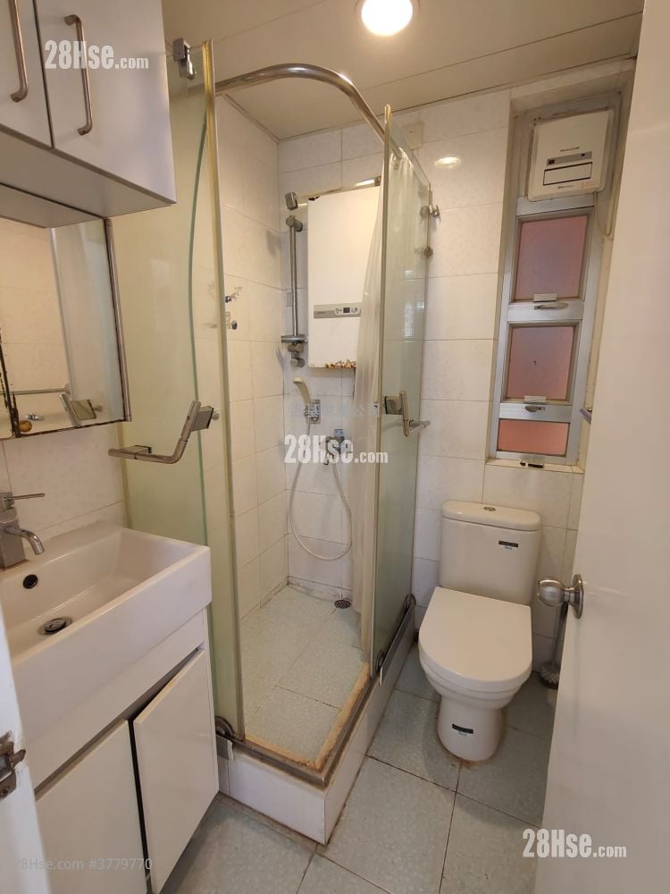 Amoy Gardens Rental 2 Bedrooms , 1 Bathroom 322 ft²