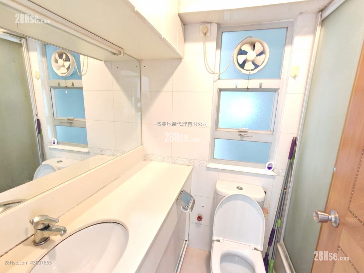 荃景花园 租盘 2 房 , 1 浴室 428 平方尺