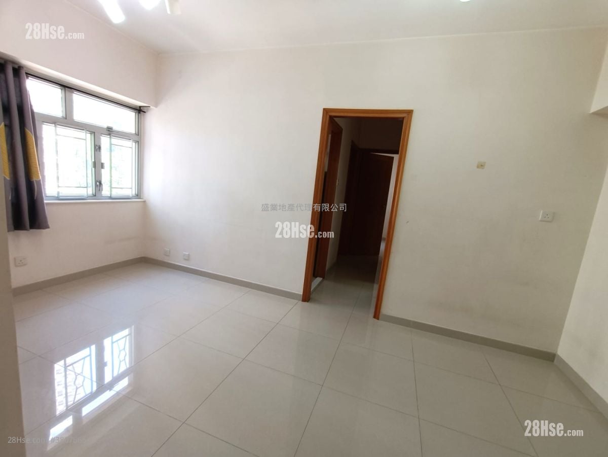 荃景花园 租盘 2 房 , 1 浴室 428 平方尺