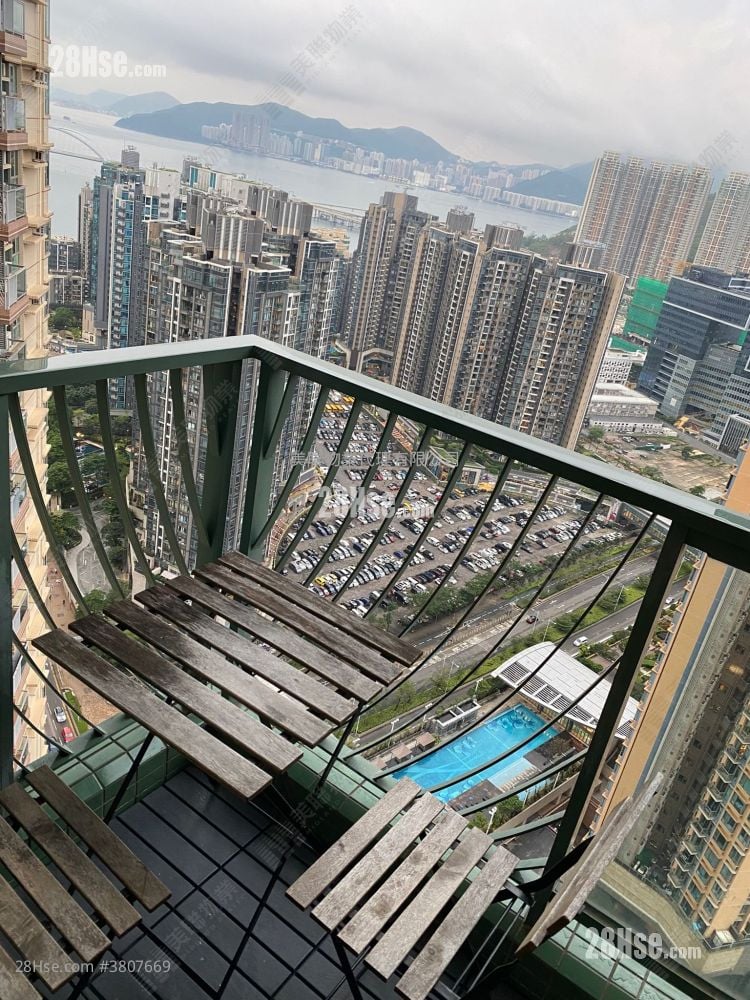 The Grandiose Sell 2 Bedrooms 515 ft²