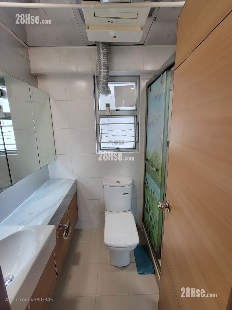 港湾豪庭 租盘 2 房 , 2 浴室 534 平方尺