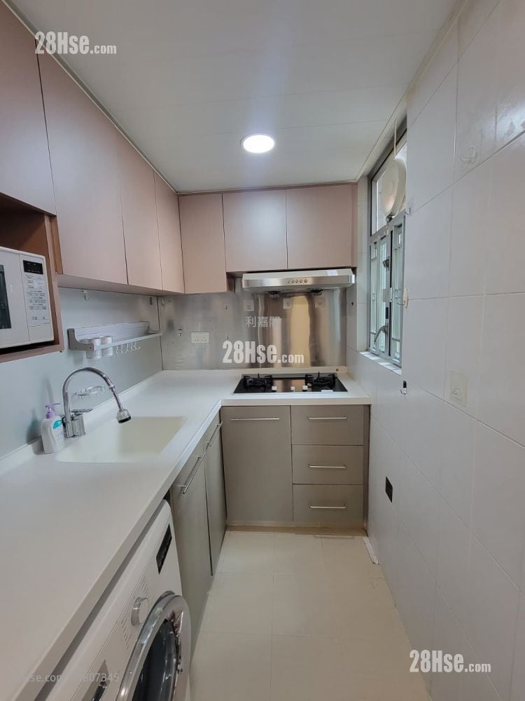 港湾豪庭 租盘 2 房 , 2 浴室 534 平方尺