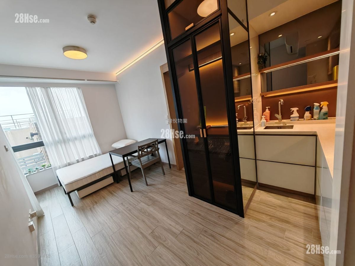 Arbour Rental Studio , 1 Bathroom 233 ft²