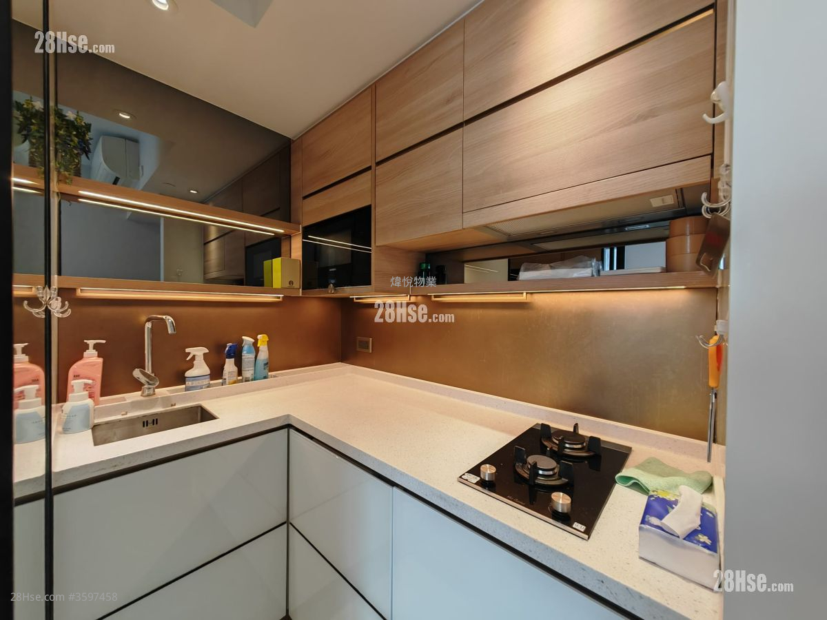 Arbour Rental Studio , 1 Bathroom 233 ft²