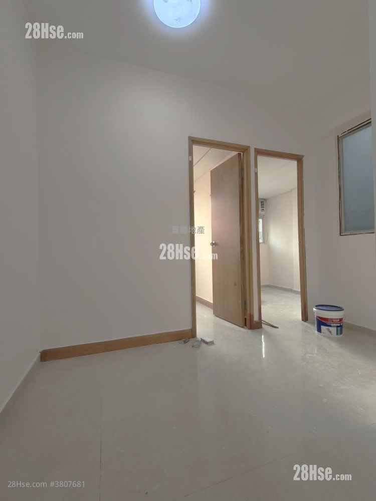 Chinese Mansion Rental 2 Bedrooms , 1 Bathroom 290 ft²