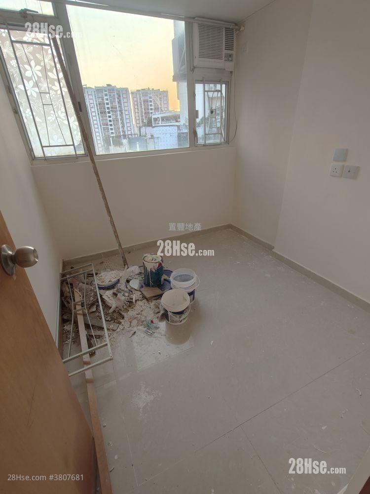 Chinese Mansion Rental 2 Bedrooms , 1 Bathroom 290 ft²